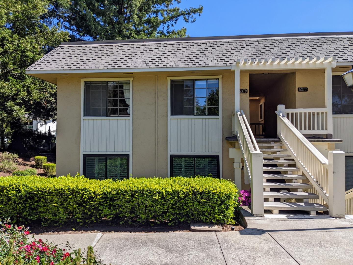 Detail Gallery Image 1 of 1 For 5379 Cribari Crst, San Jose,  CA 95135 - 2 Beds | 2 Baths