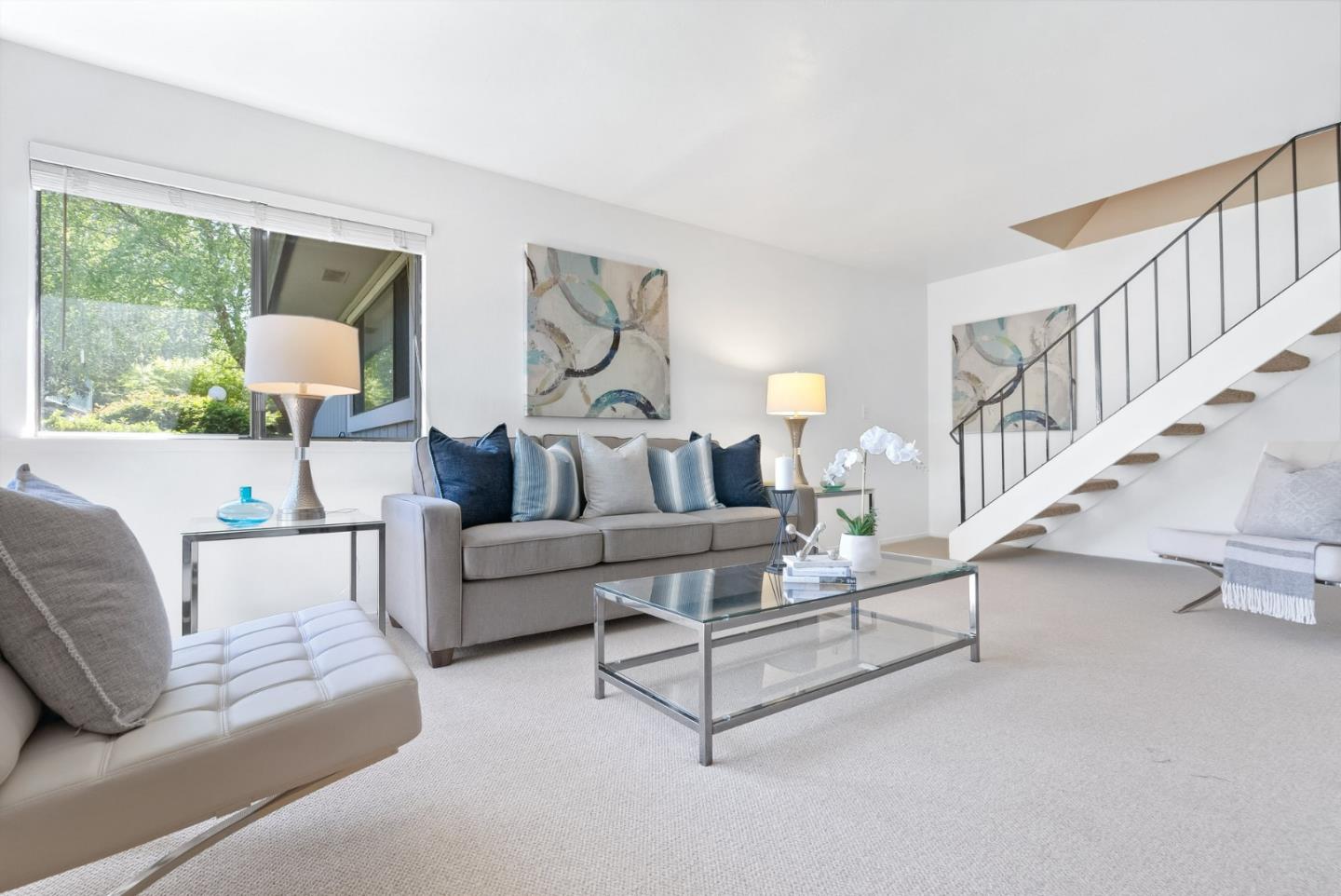 Detail Gallery Image 1 of 27 For 918 Ponselle Ln #3,  Capitola,  CA 95010 - 2 Beds | 1 Baths
