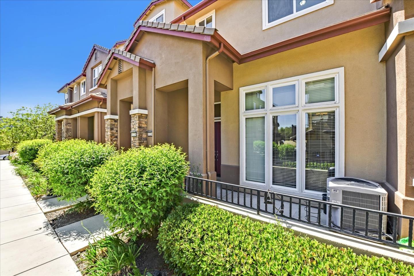 Detail Gallery Image 1 of 1 For 1724 Avenida Elisa, San Jose,  CA 95131 - 4 Beds | 3/1 Baths