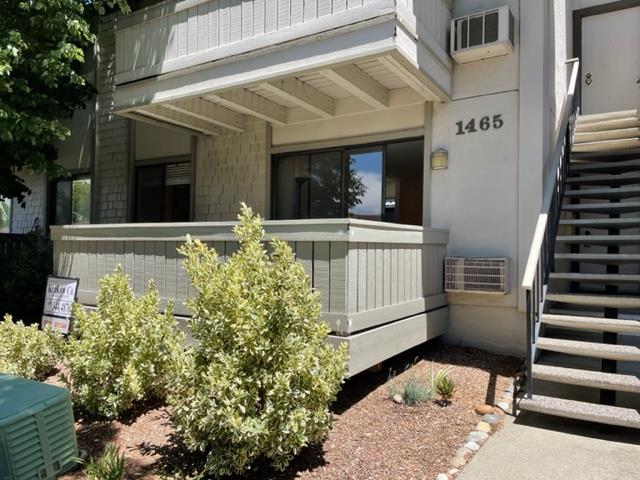 Detail Gallery Image 1 of 1 For 1465 Marchbanks Dr #1,  Walnut Creek,  CA 94598 - 1 Beds | 1 Baths