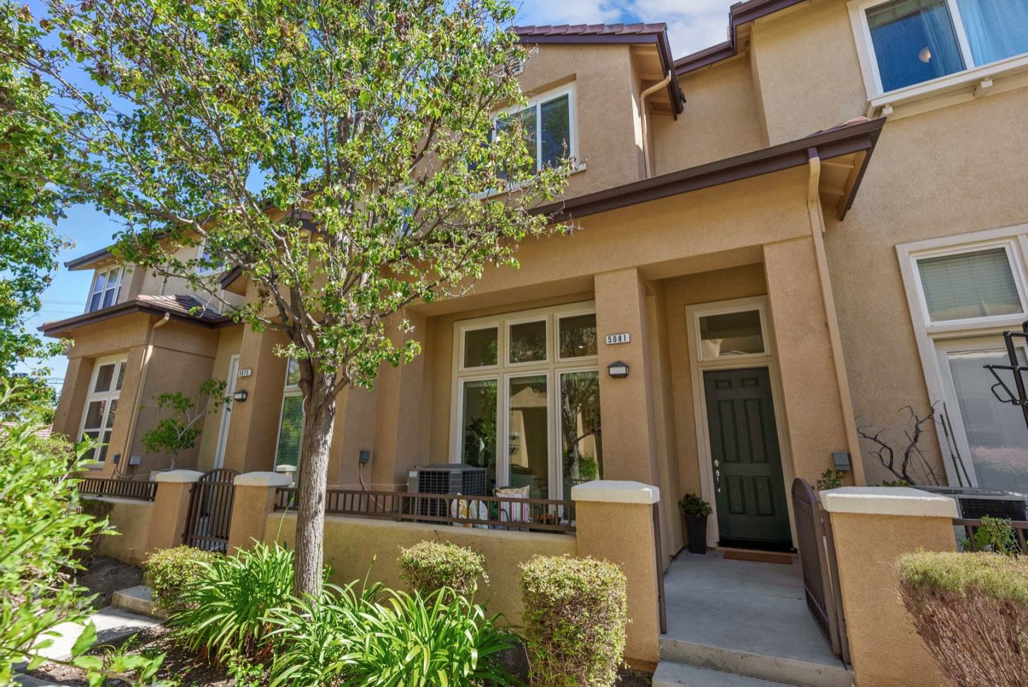 Detail Gallery Image 1 of 1 For 5081 Capanelle Ter, San Jose,  CA 95129 - 3 Beds | 2/1 Baths