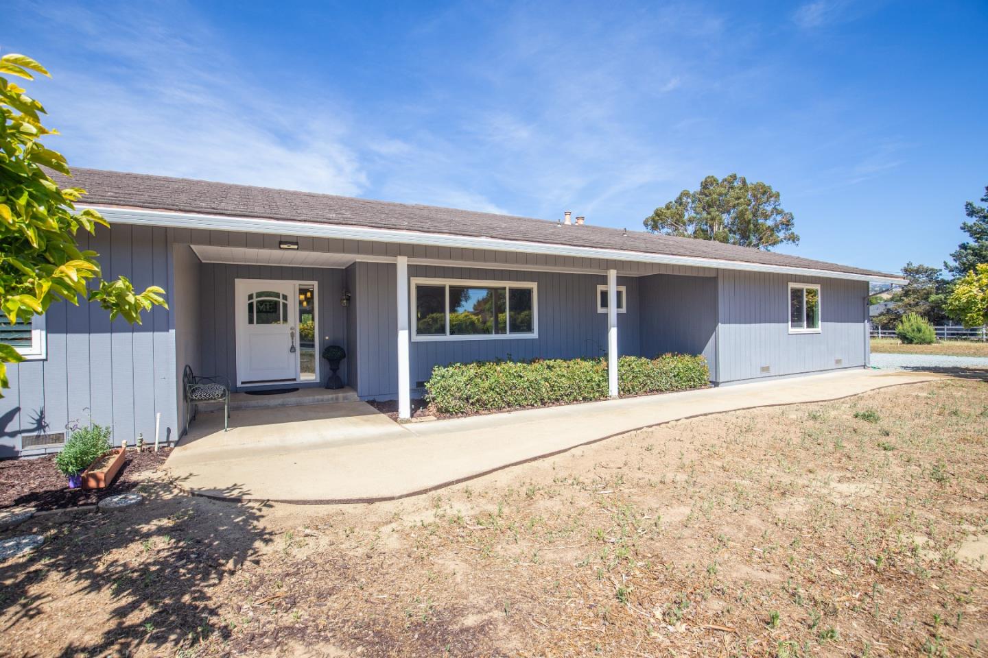 Detail Gallery Image 1 of 1 For 17550 Hill Rd, Morgan Hill,  CA 95037 - 3 Beds | 2/1 Baths