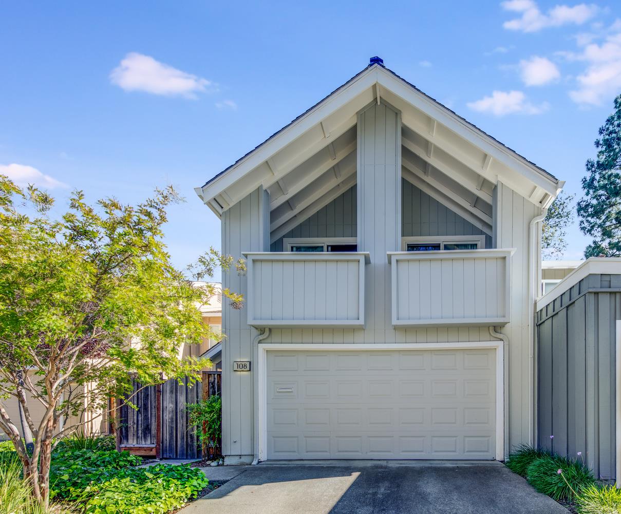 Detail Gallery Image 1 of 1 For 108 Peach Willow Ct, Los Gatos,  CA 95032 - 3 Beds | 2/1 Baths