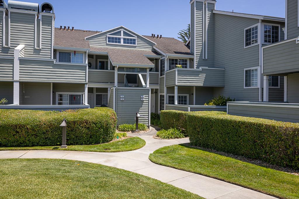 Detail Gallery Image 1 of 1 For 145 Troon Way, Half Moon Bay,  CA 94019 - 2 Beds | 2 Baths