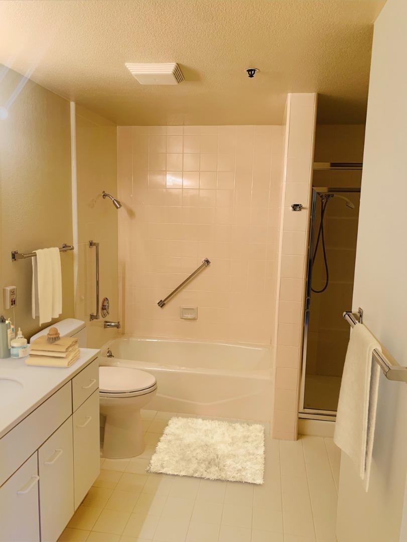 Detail Gallery Image 1 of 2 For 1 Baldwin Ave #212,  San Mateo,  CA 94401 - 2 Beds | 1 Baths