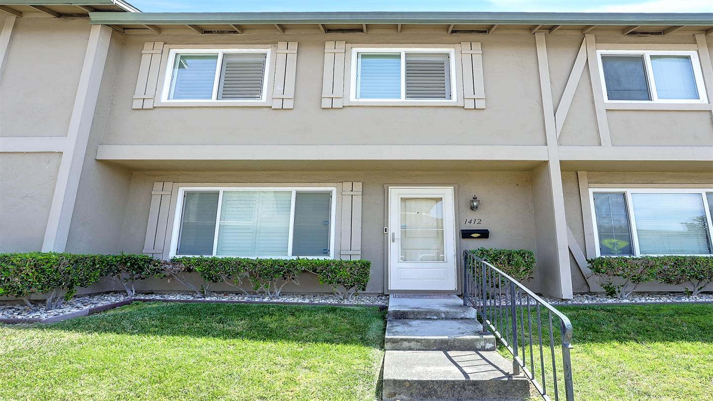 Detail Gallery Image 1 of 1 For 1412 Clear Lake Ave, Milpitas,  CA 95035 - 3 Beds | 2 Baths