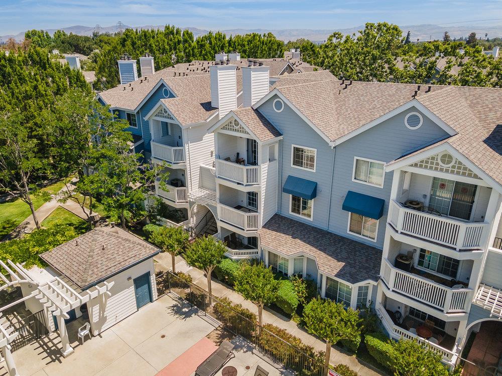 Detail Gallery Image 1 of 1 For 609 Arcadia Ter #204,  Sunnyvale,  CA 94085 - 2 Beds | 2 Baths