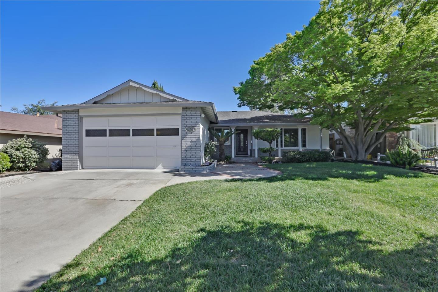 Detail Gallery Image 1 of 1 For 1668 Milroy Pl, San Jose,  CA 95124 - 3 Beds | 2 Baths