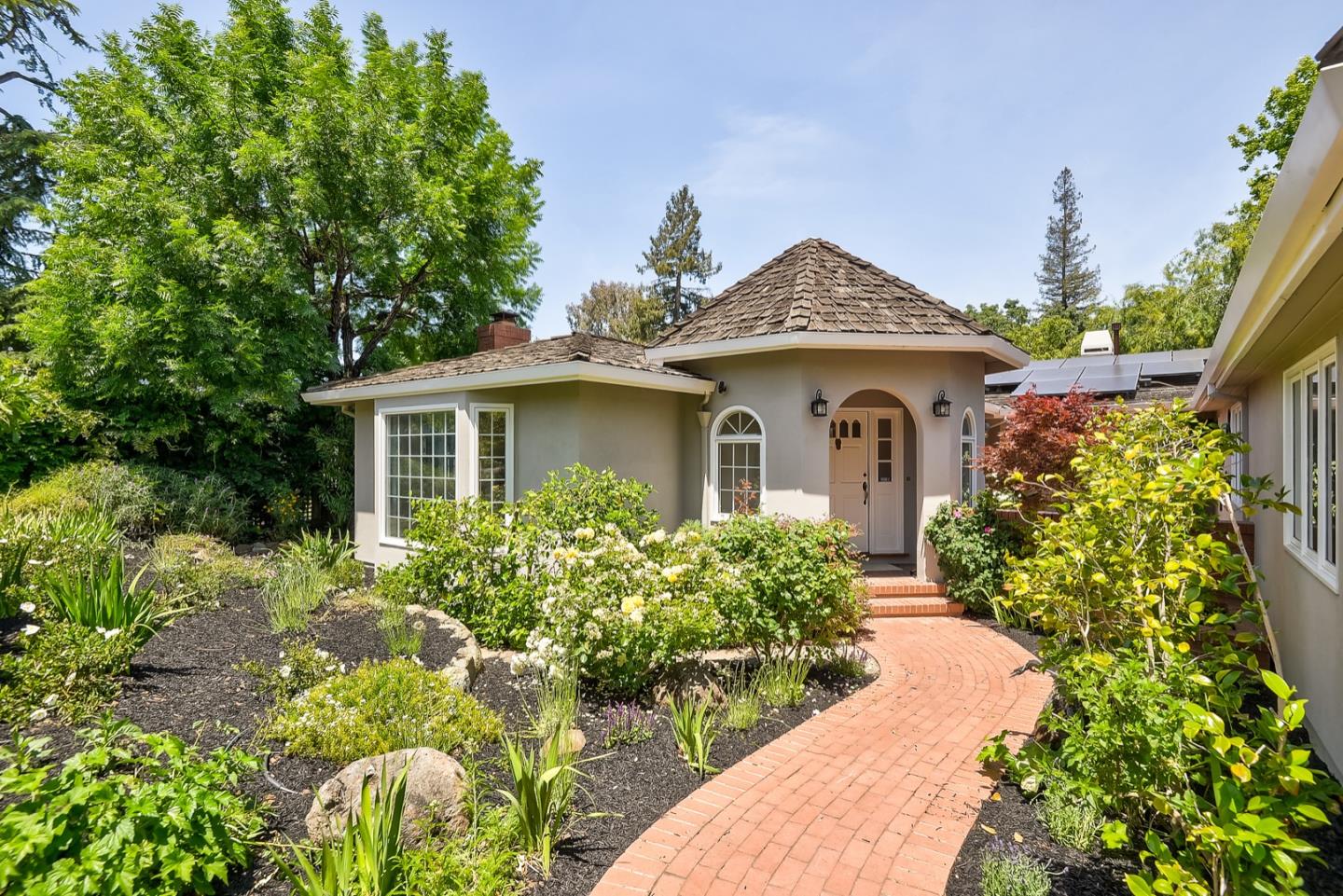 Detail Gallery Image 1 of 1 For 1455 Arbor Ave, Los Altos,  CA 94024 - 5 Beds | 4/1 Baths