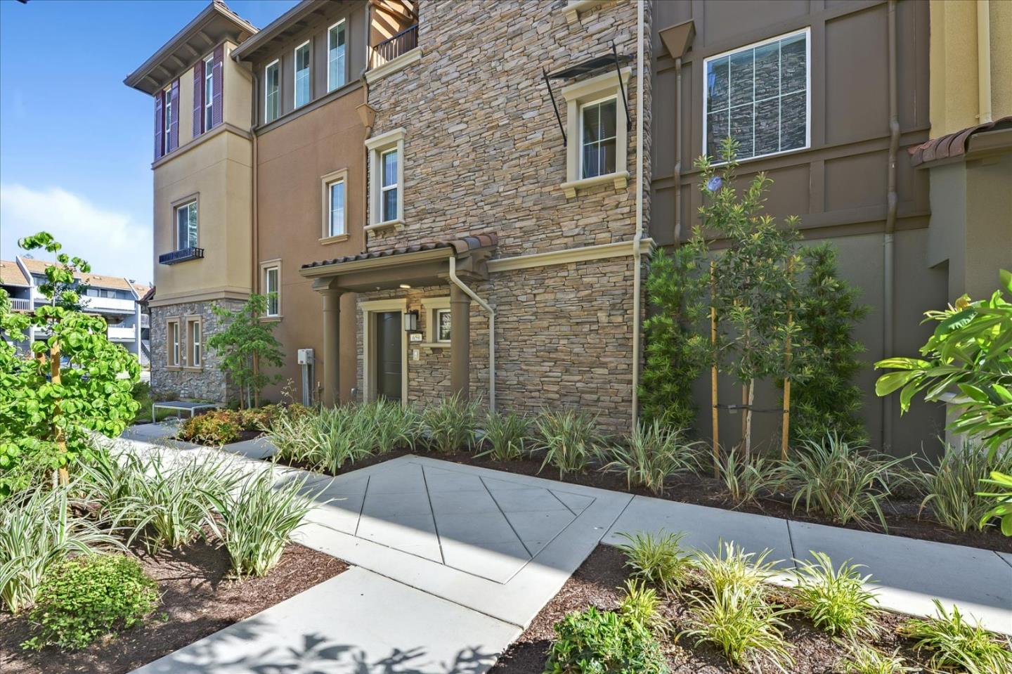 Detail Gallery Image 1 of 1 For 659 Alamo Ct, Mountain View,  CA 94043 - 1 Beds | 1/1 Baths