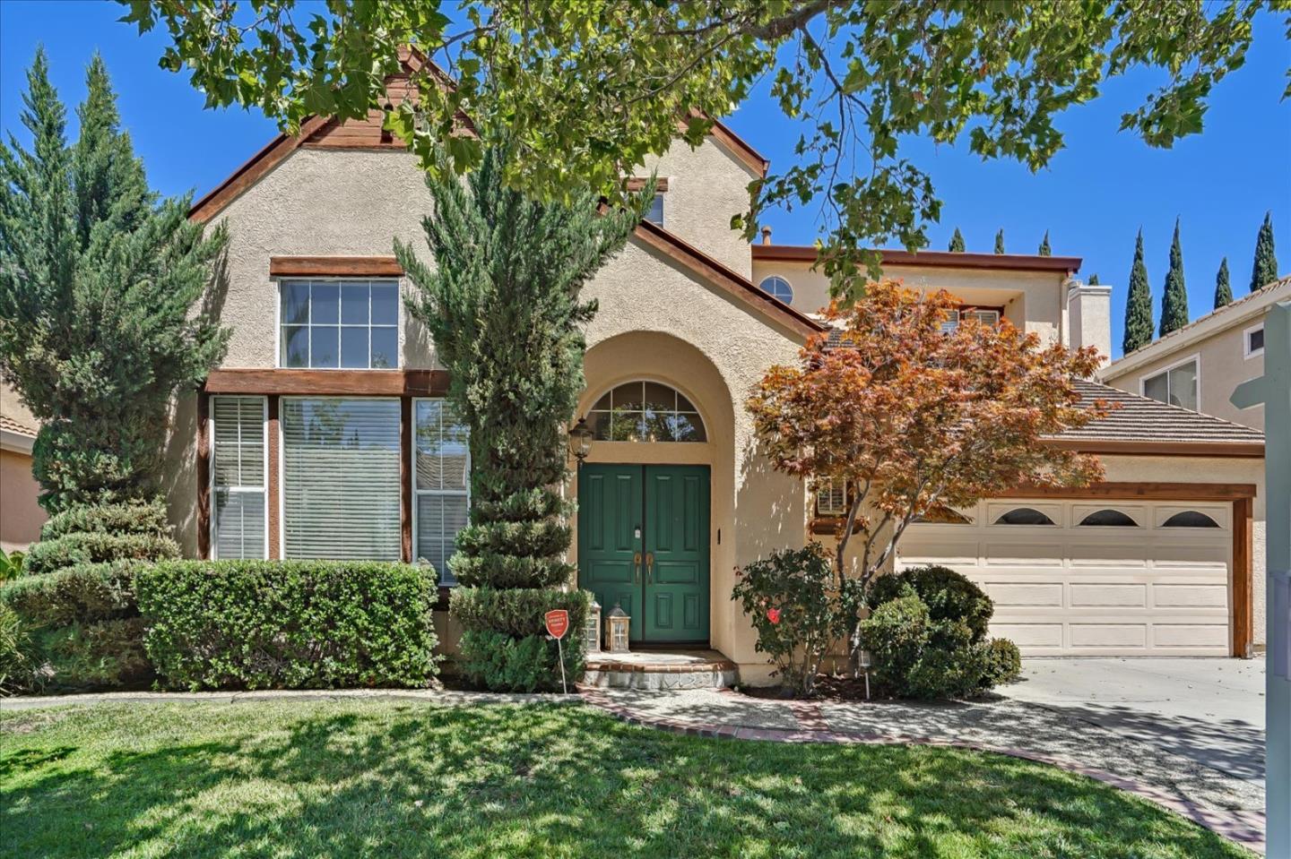 Detail Gallery Image 1 of 31 For 3091 Florence Park Dr, San Jose,  CA 95135 - 4 Beds | 2/1 Baths