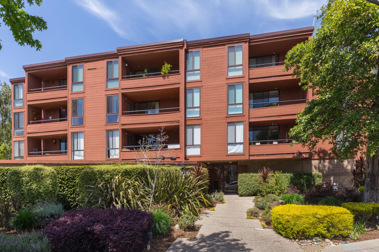 Detail Gallery Image 1 of 1 For 1210 Bellevue Ave #307,  Burlingame,  CA 94010 - 2 Beds | 2 Baths