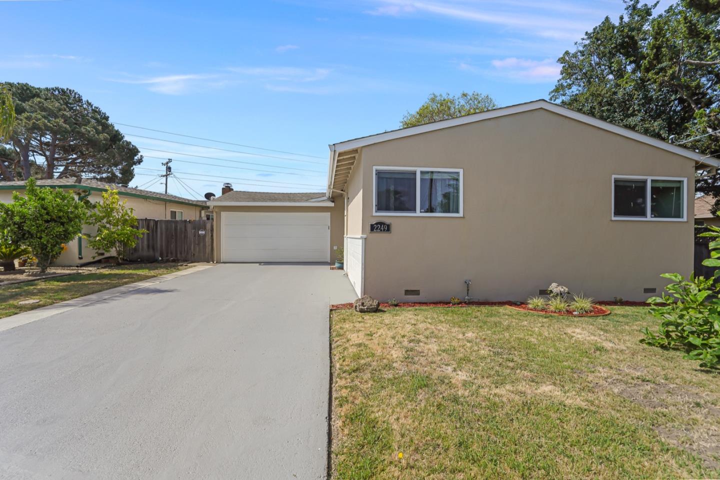 Photo of 2249 Minnie St in Hayward, CA