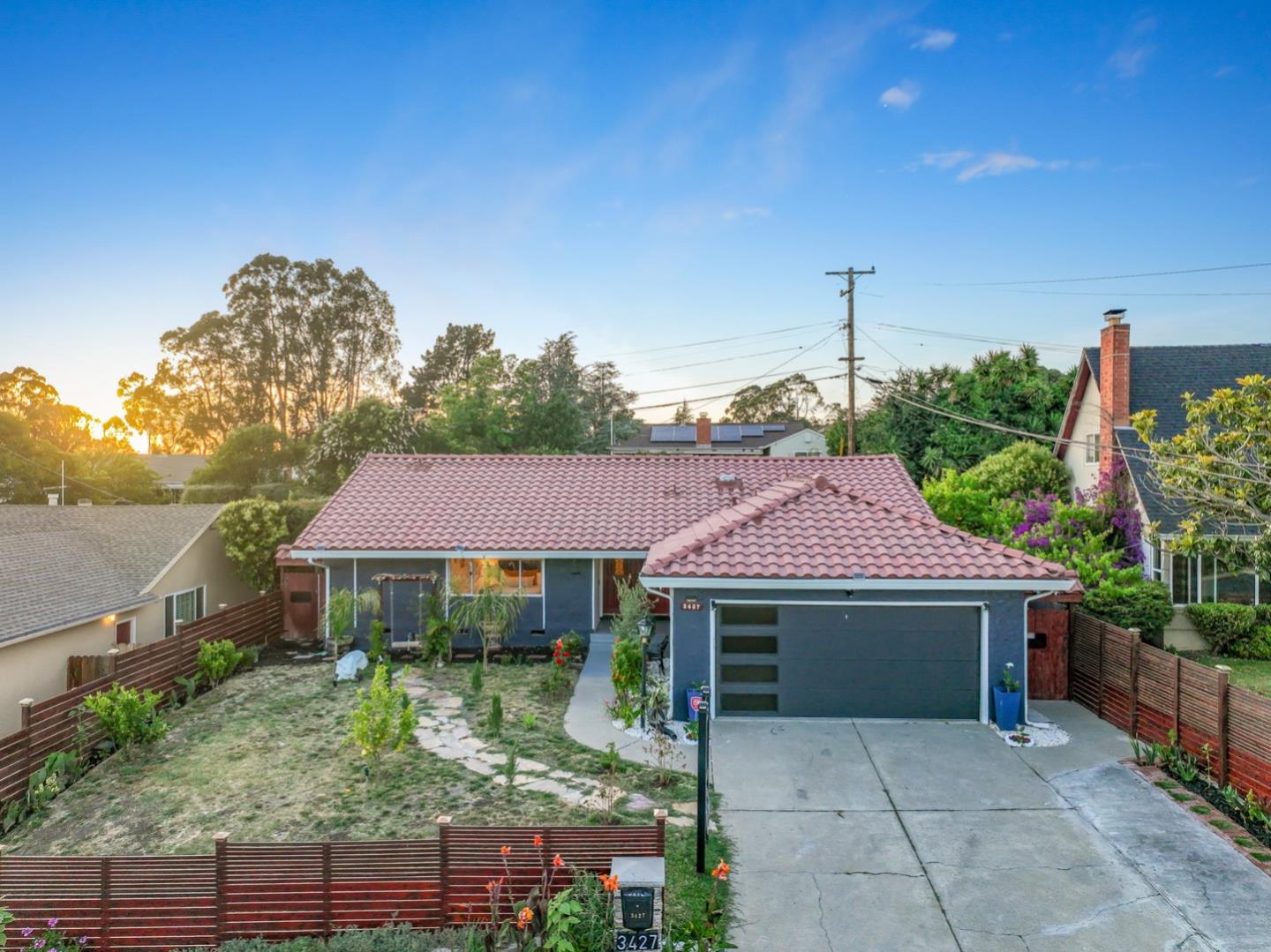 Detail Gallery Image 1 of 1 For 3427 Fleetwood Dr, Richmond,  CA 94803 - 3 Beds | 2 Baths