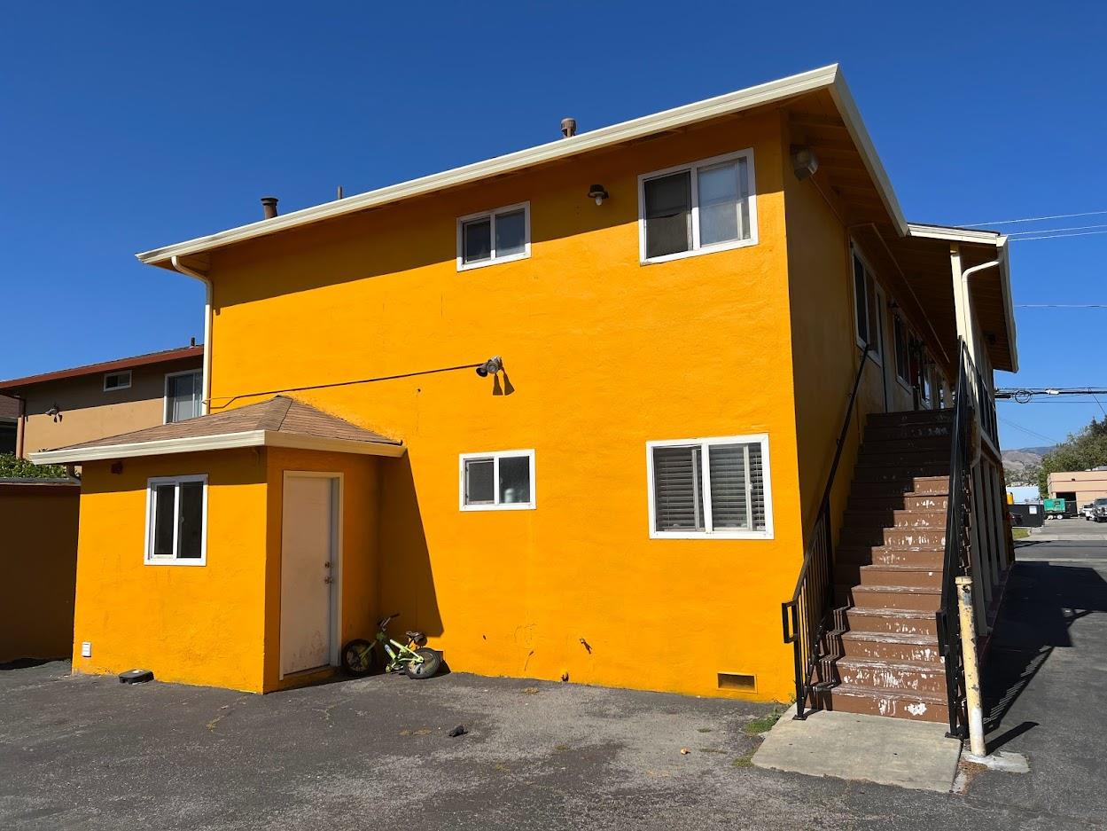 Detail Gallery Image 4 of 6 For 1077 N 5th St, San Jose,  CA 95112 - – Beds | – Baths