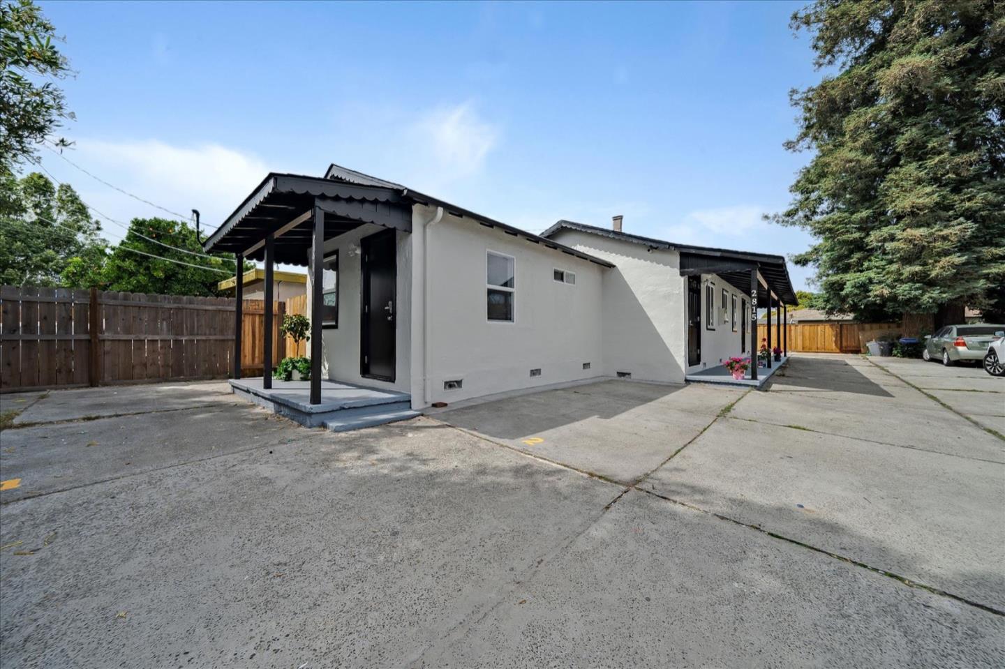 Detail Gallery Image 1 of 1 For 2815 Curtis Ave, Redwood City,  CA 94063 - – Beds | – Baths
