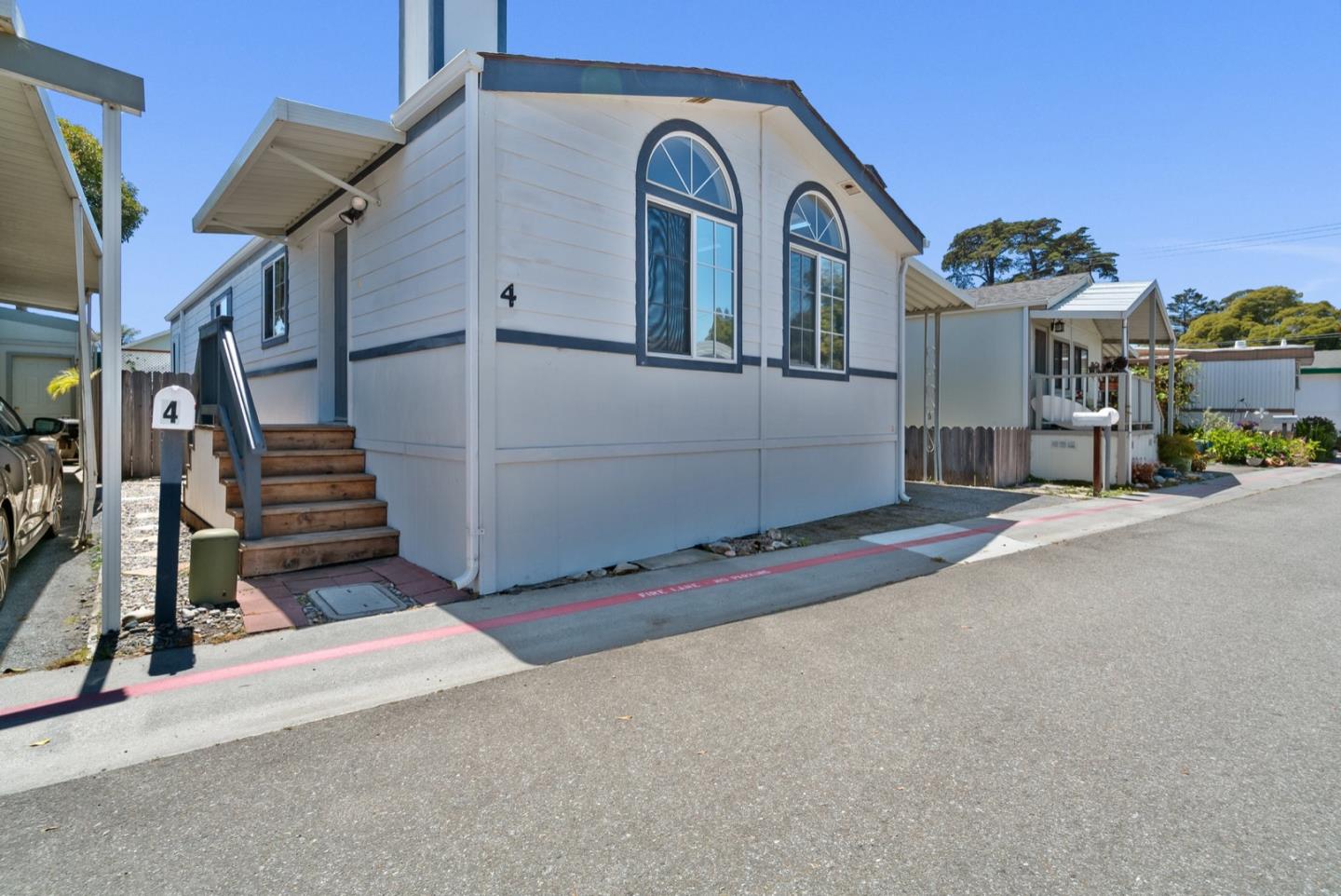 Detail Gallery Image 1 of 1 For 720 26th Ave #4,  Santa Cruz,  CA 95062 - 2 Beds | 2 Baths