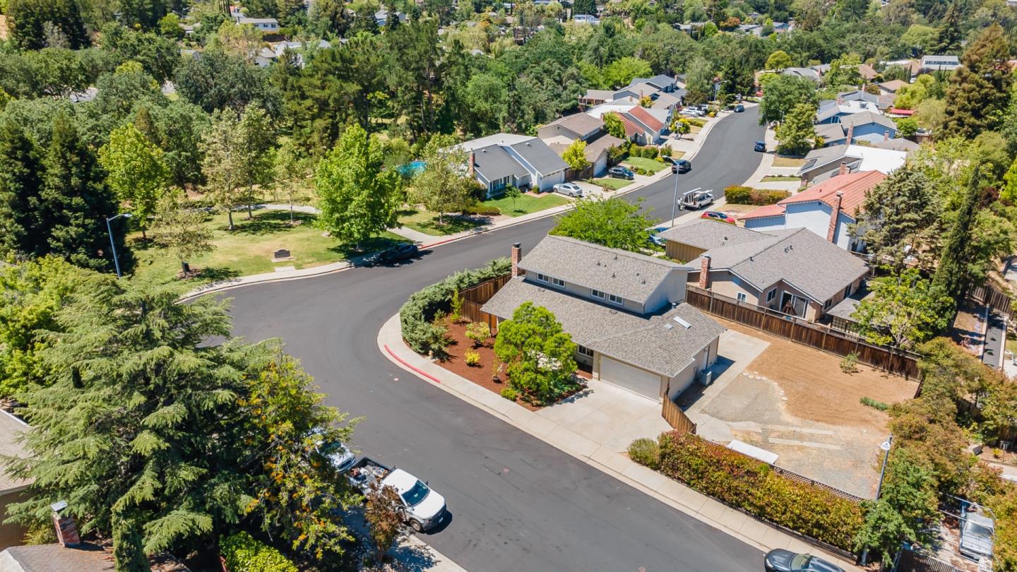 Detail Gallery Image 1 of 1 For 1109 Vintner Way, Pleasanton,  CA 94566 - 4 Beds | 3 Baths