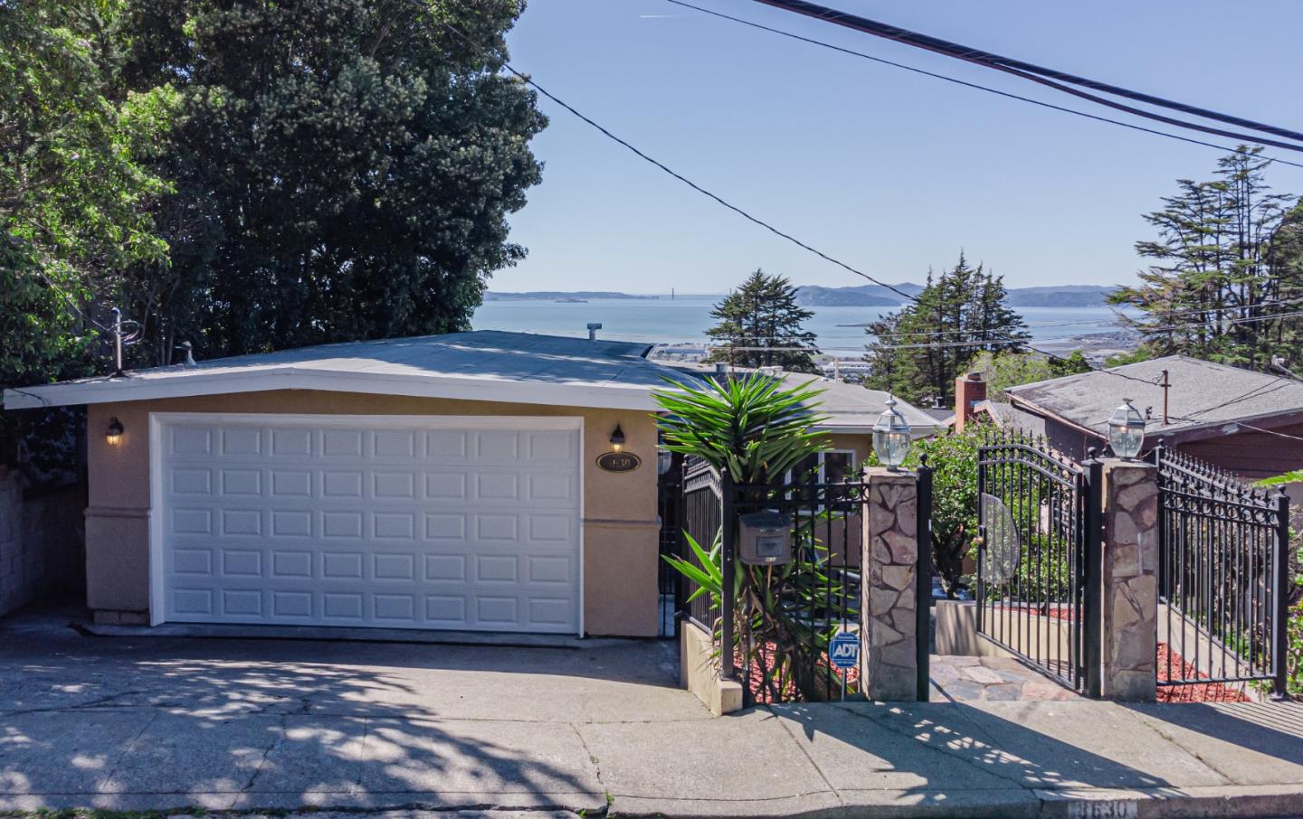 Detail Gallery Image 1 of 1 For 8630 Terrace Dr, El Cerrito,  CA 94530 - 4 Beds | 3/1 Baths