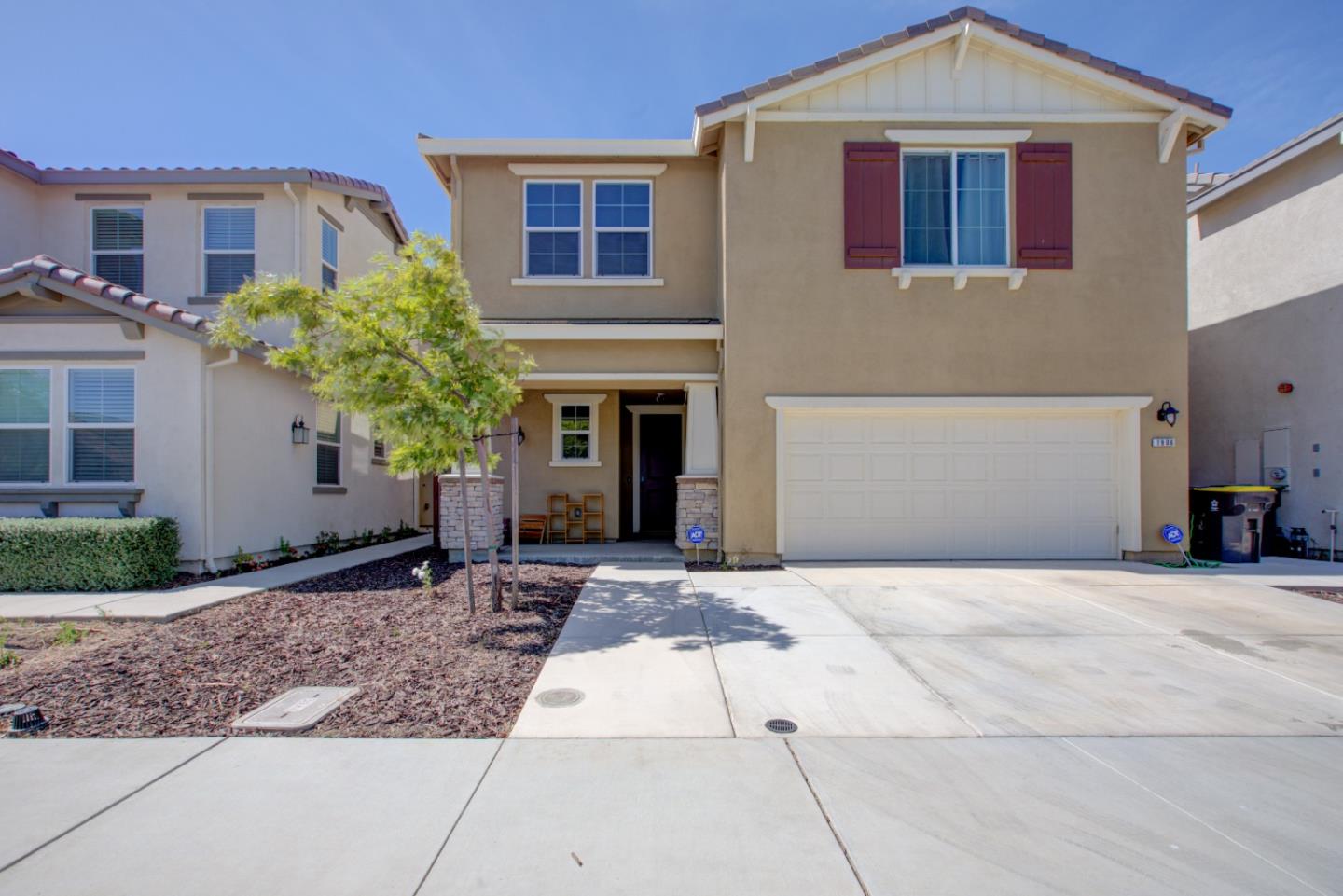 Detail Gallery Image 1 of 1 For 1906 Plumas Dr, Lathrop,  CA 95330 - 5 Beds | 4/1 Baths