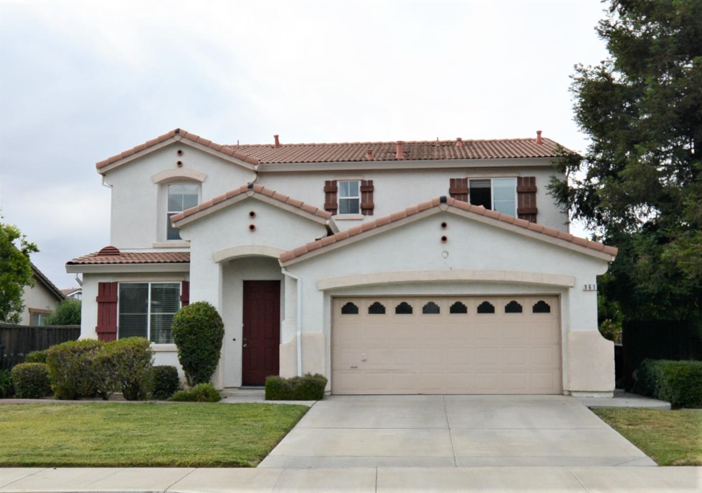 Photo of 961 Windsong Dr in Tracy, CA