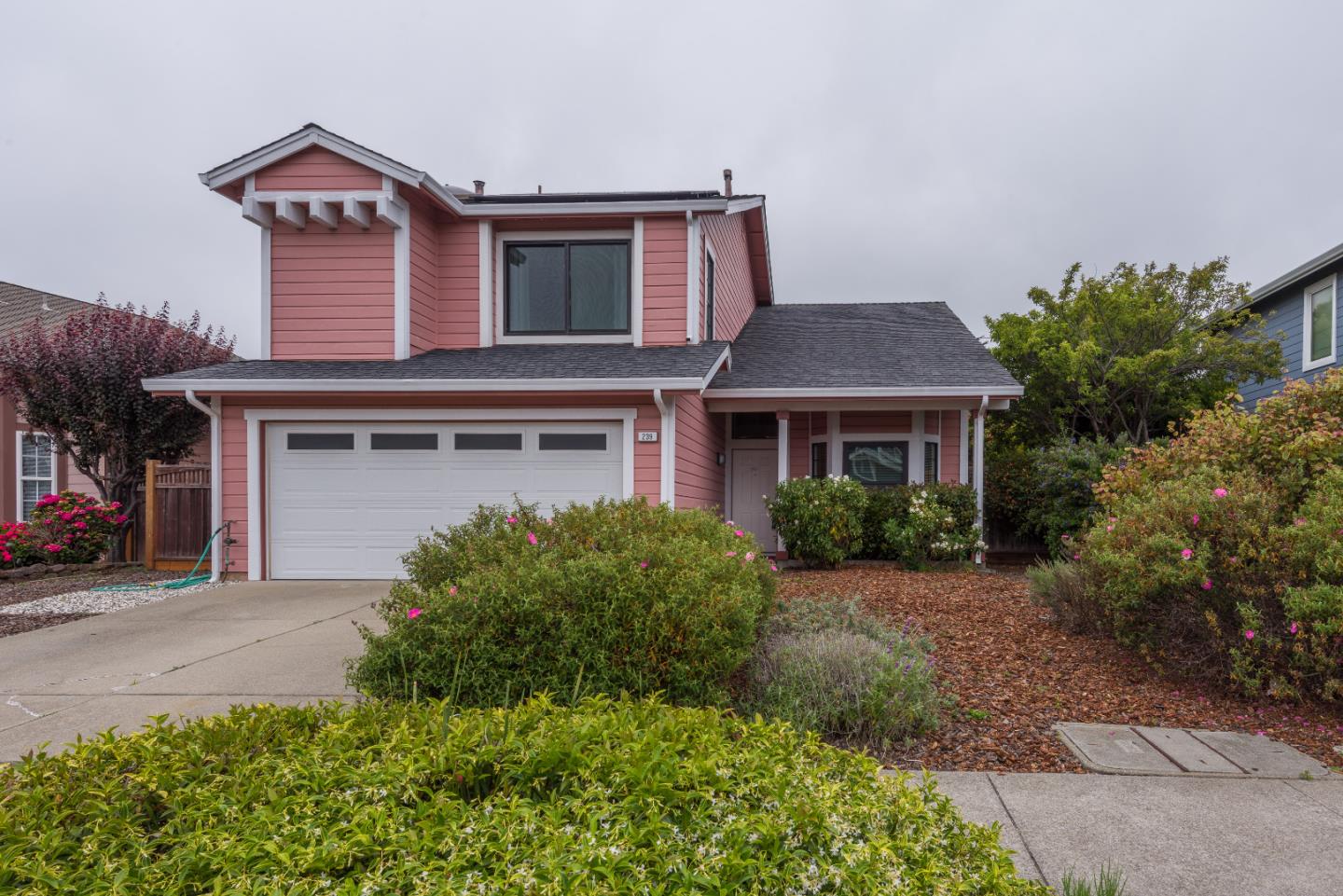 Detail Gallery Image 1 of 1 For 239 Marvilla Cir, Pacifica,  CA 94044 - 4 Beds | 2/1 Baths