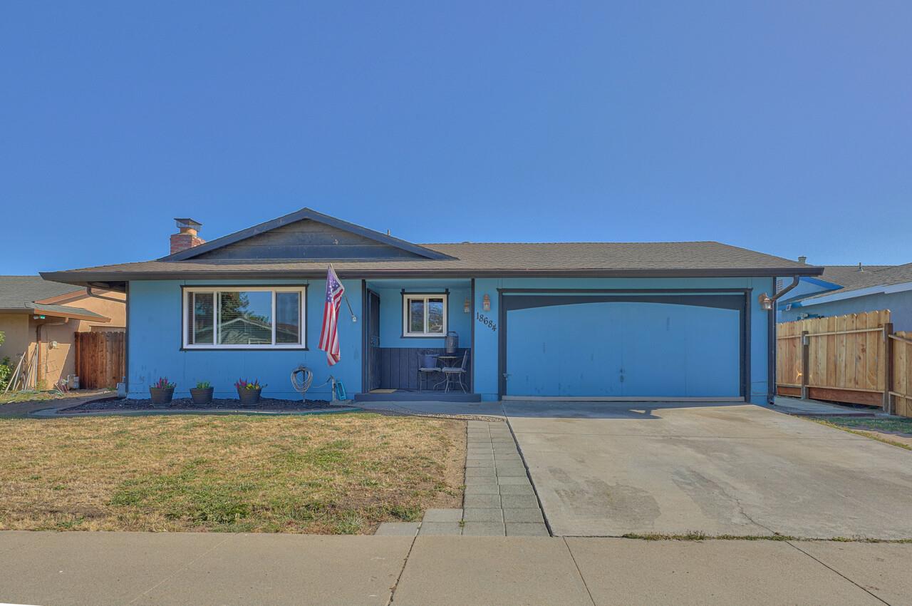 Detail Gallery Image 1 of 1 For 18684 Cleveland Ave, Salinas,  CA 93906 - 4 Beds | 2 Baths