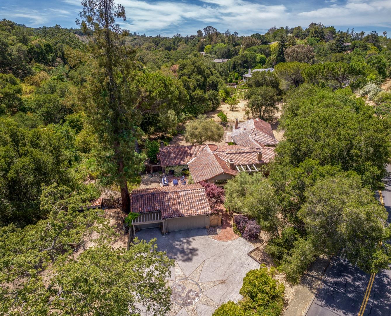 Detail Gallery Image 1 of 1 For 25900 Elena Rd, Los Altos Hills,  CA 94022 - 3 Beds | 3 Baths