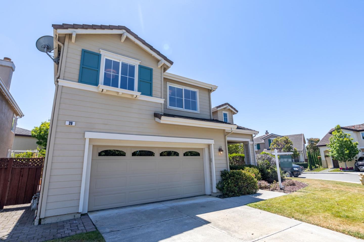Detail Gallery Image 1 of 1 For 20 Amberwood Cir, South San Francisco,  CA 94080 - 4 Beds | 2/1 Baths