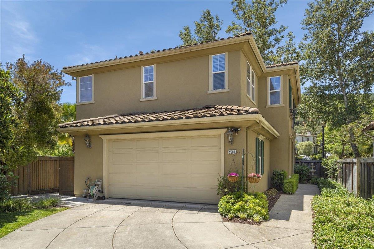 Detail Gallery Image 1 of 32 For 2501 Blairgowery Ct, Gilroy,  CA 95020 - 4 Beds | 2/1 Baths