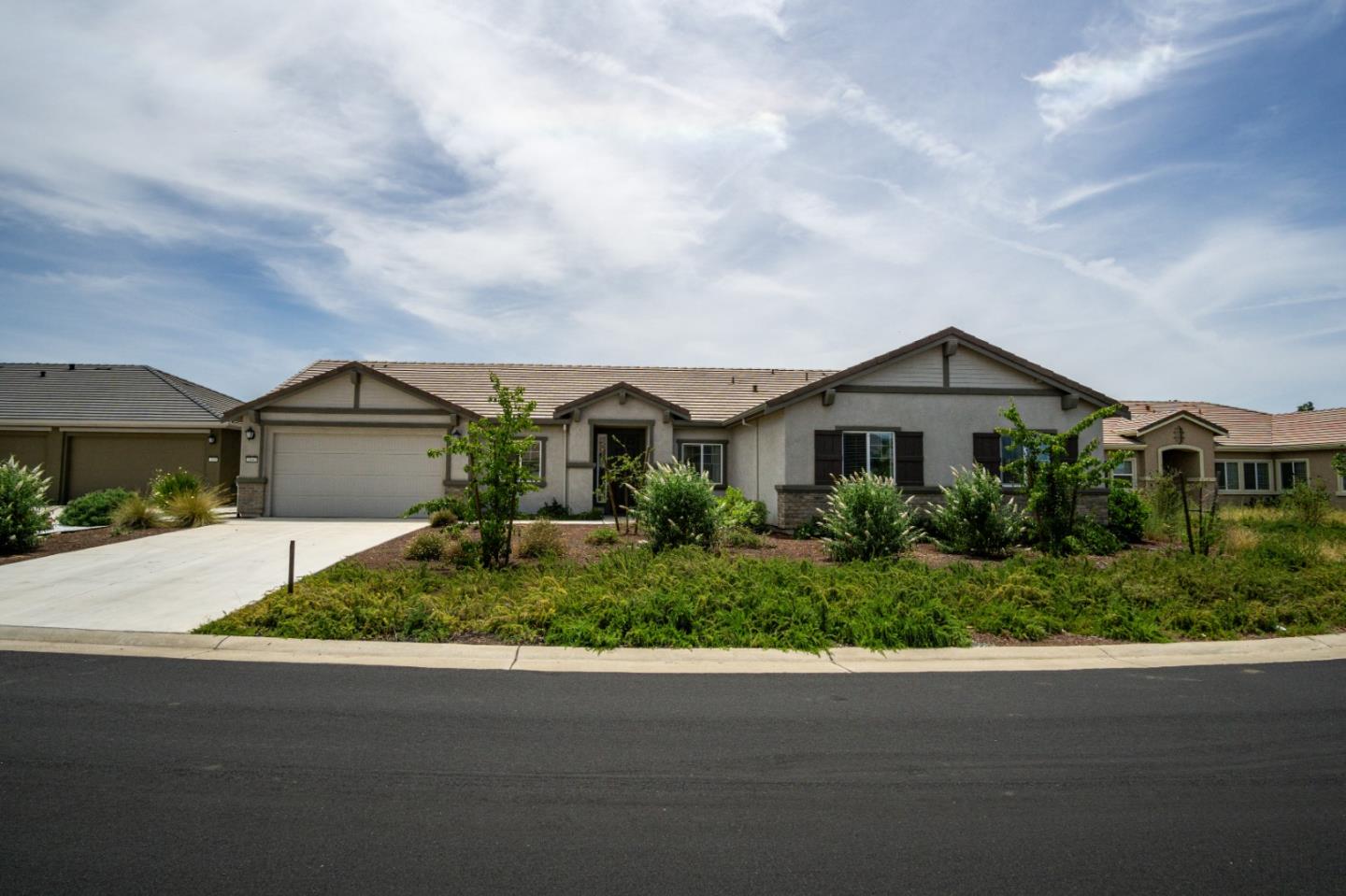 Photo of 2042 Monteagle Ct in Plumas Lake, CA