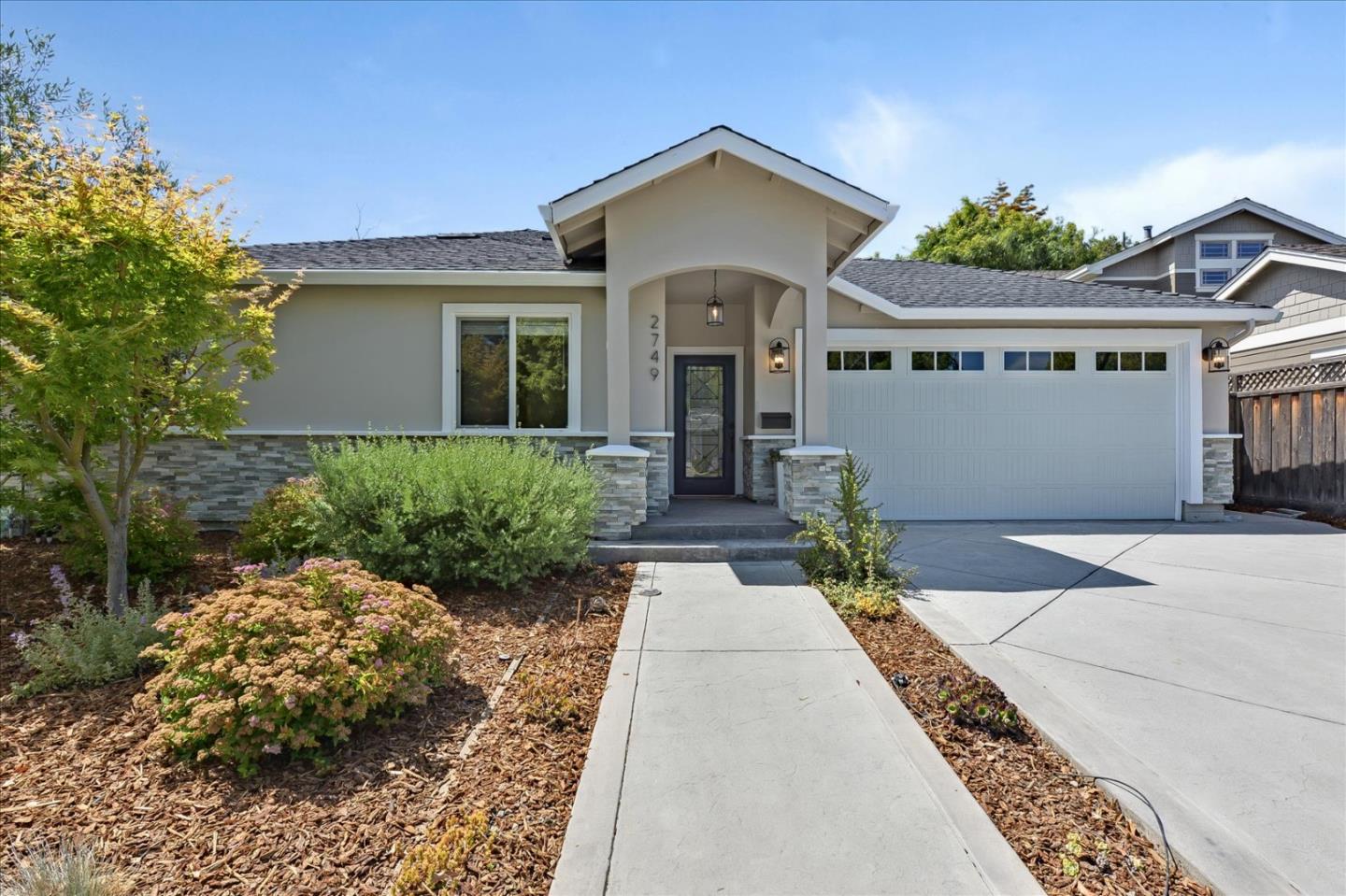 Detail Gallery Image 1 of 1 For 2749 Kensington Rd, Redwood City,  CA 94061 - 4 Beds | 2 Baths