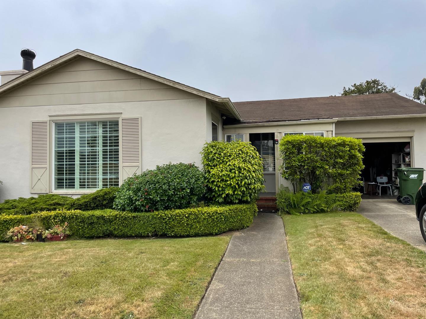 515 Midway AVE, DALY CITY, CA 94015