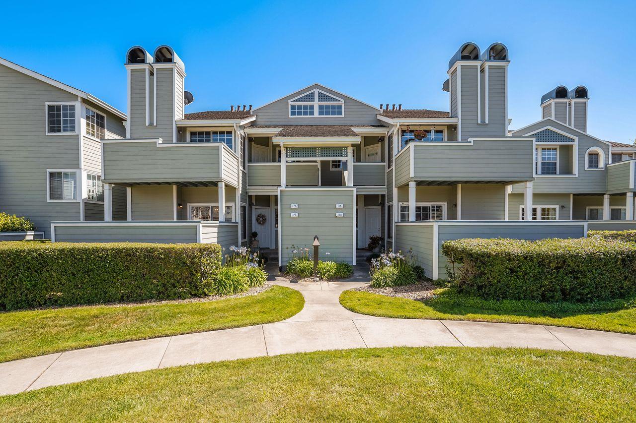 Detail Gallery Image 1 of 1 For 120 Troon Way, Half Moon Bay,  CA 94019 - 2 Beds | 2 Baths