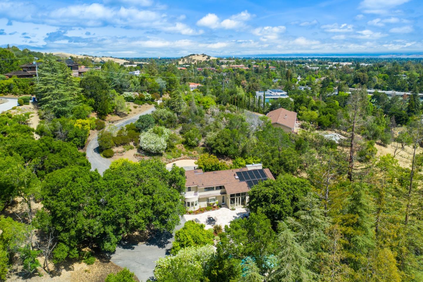 Detail Gallery Image 1 of 1 For 26480 Anacapa Dr, Los Altos Hills,  CA 94022 - 4 Beds | 3/1 Baths