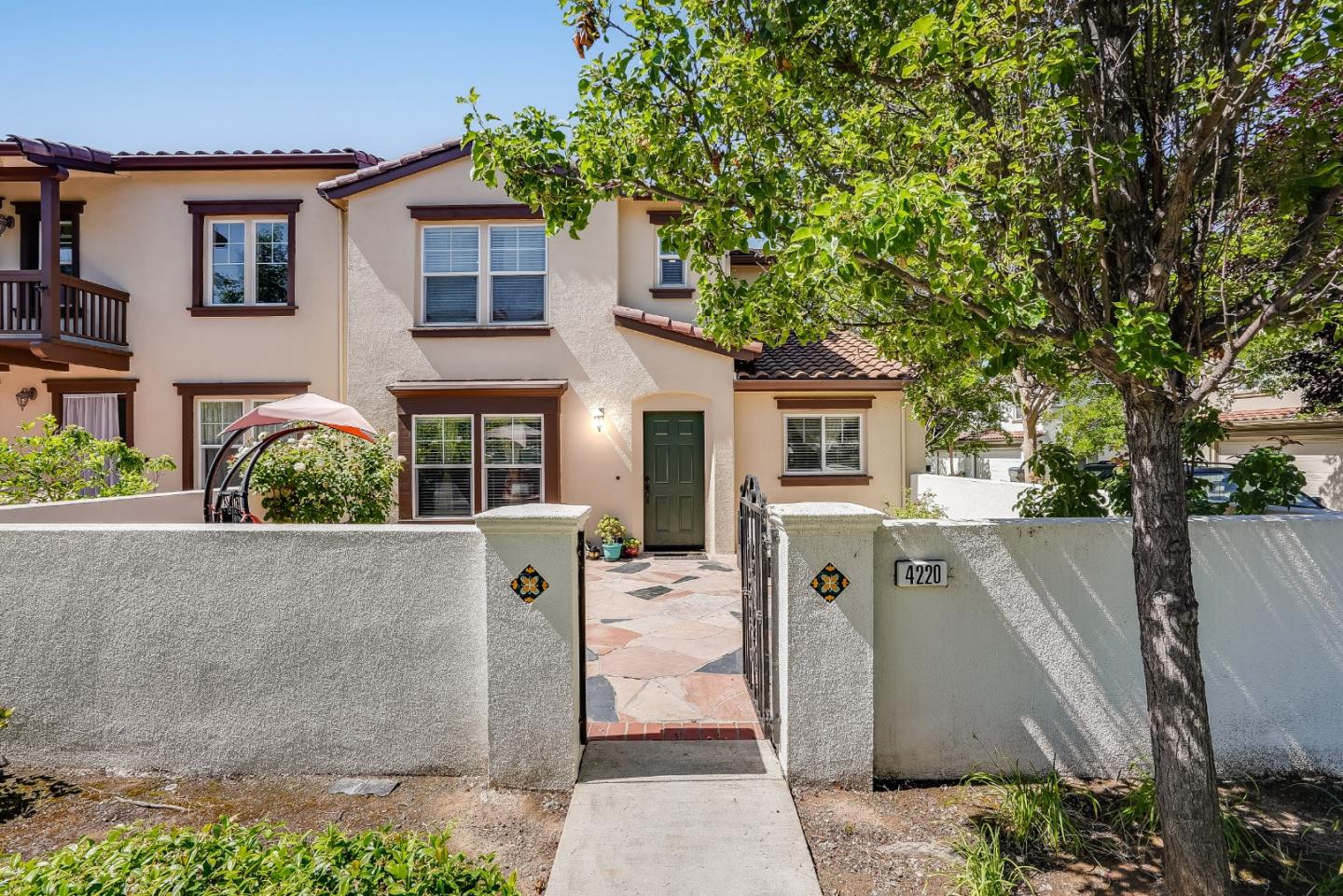 Detail Gallery Image 1 of 1 For 4220 Lautrec Dr, San Jose,  CA 95135 - 3 Beds | 2/1 Baths