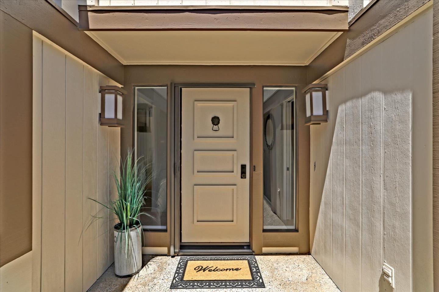 Detail Gallery Image 1 of 41 For 6284 Blauer Ln, San Jose,  CA 95135 - 2 Beds | 2 Baths
