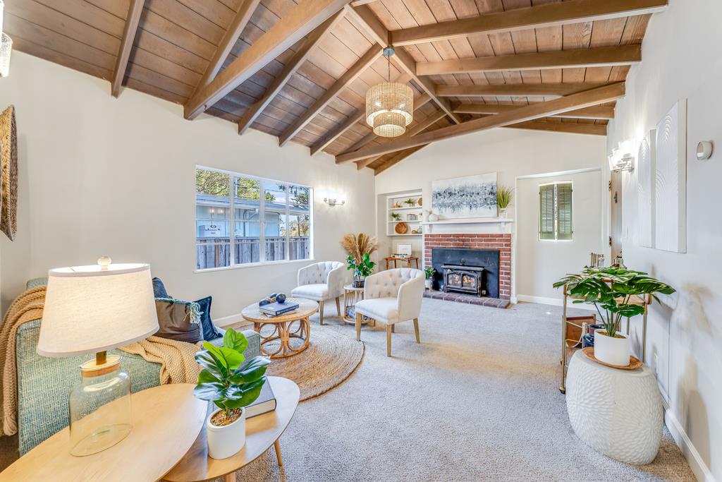 Detail Gallery Image 1 of 1 For 311 Martin Dr, Aptos,  CA 95003 - 2 Beds | 1 Baths