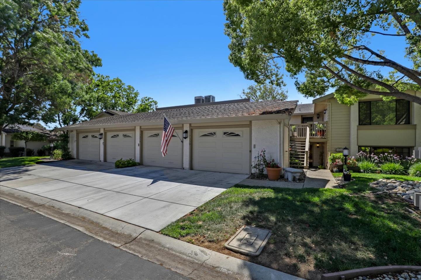 Detail Gallery Image 1 of 1 For 7339 via Laguna, San Jose,  CA 95135 - 2 Beds | 2 Baths