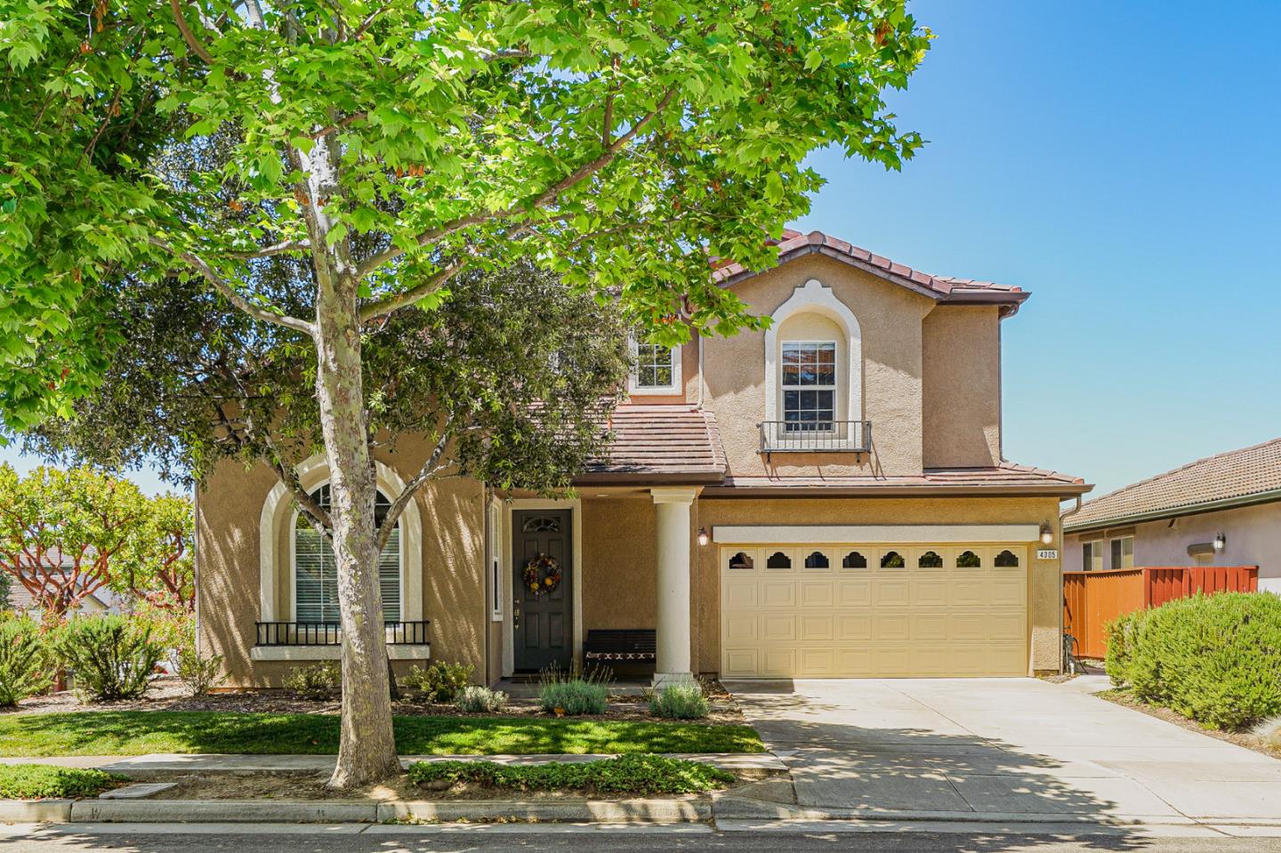 Detail Gallery Image 1 of 1 For 4305 Peninsula Point Dr, Seaside,  CA 93955 - 3 Beds | 2/1 Baths