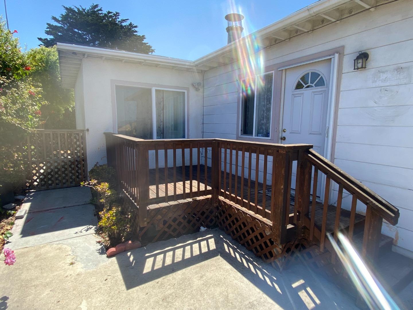 Detail Gallery Image 1 of 1 For 1666 Goodwin St, Seaside,  CA 93955 - 3 Beds | 2 Baths