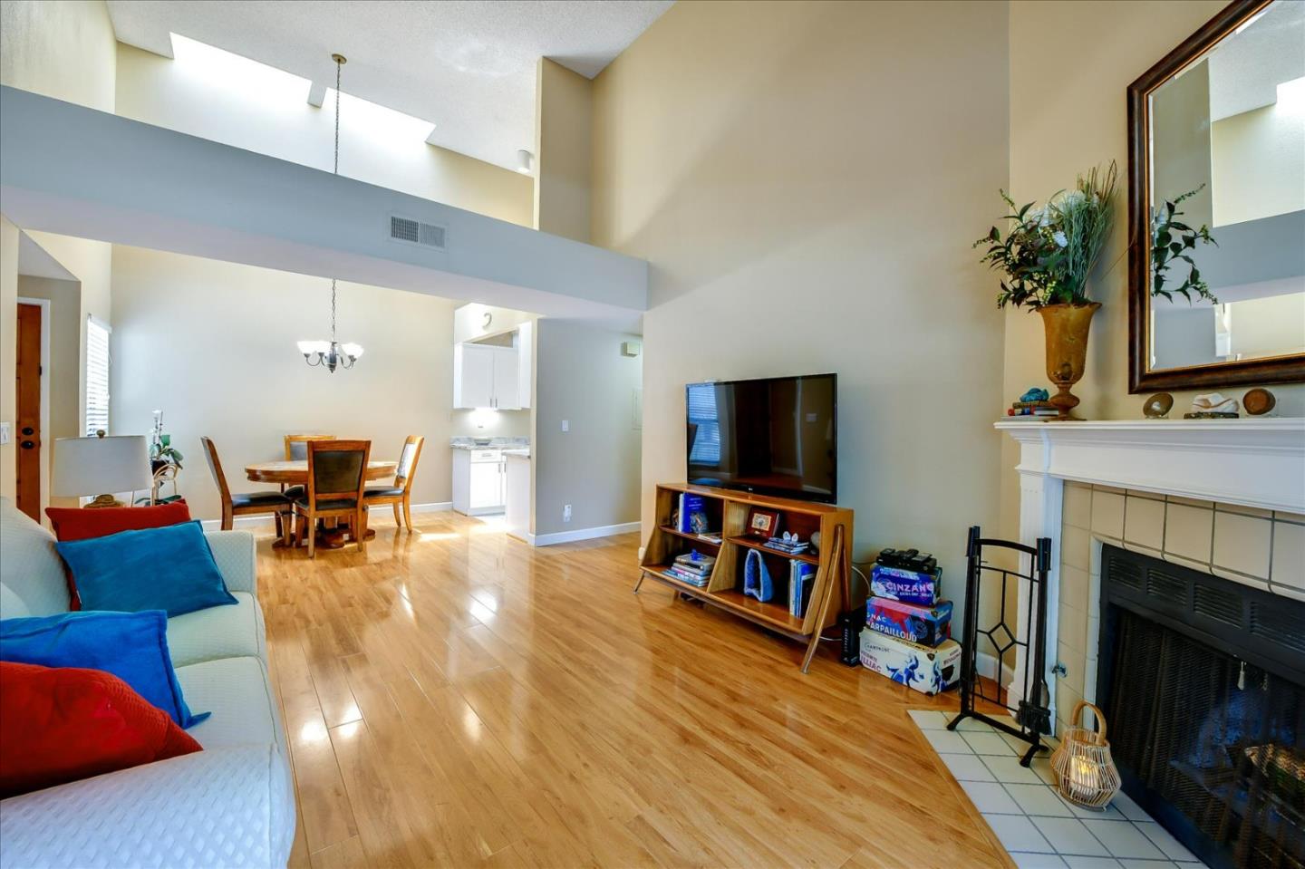 Detail Gallery Image 1 of 1 For 1796 Braddock Ct, San Jose,  CA 95125 - 2 Beds | 2 Baths