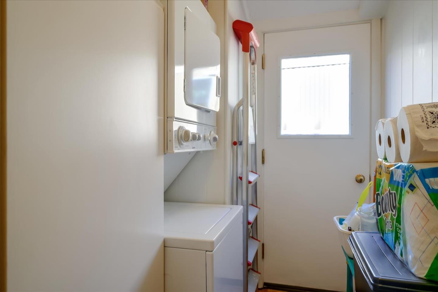 Detail Gallery Image 18 of 24 For 20 Ocean View Ave #20,  Half Moon Bay,  CA 94019 - 2 Beds | 2 Baths