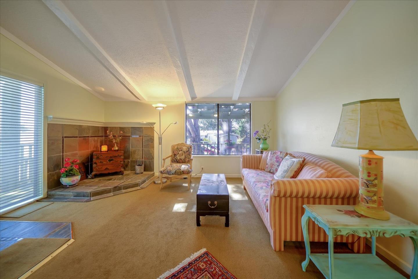 Detail Gallery Image 5 of 24 For 20 Ocean View Ave #20,  Half Moon Bay,  CA 94019 - 2 Beds | 2 Baths