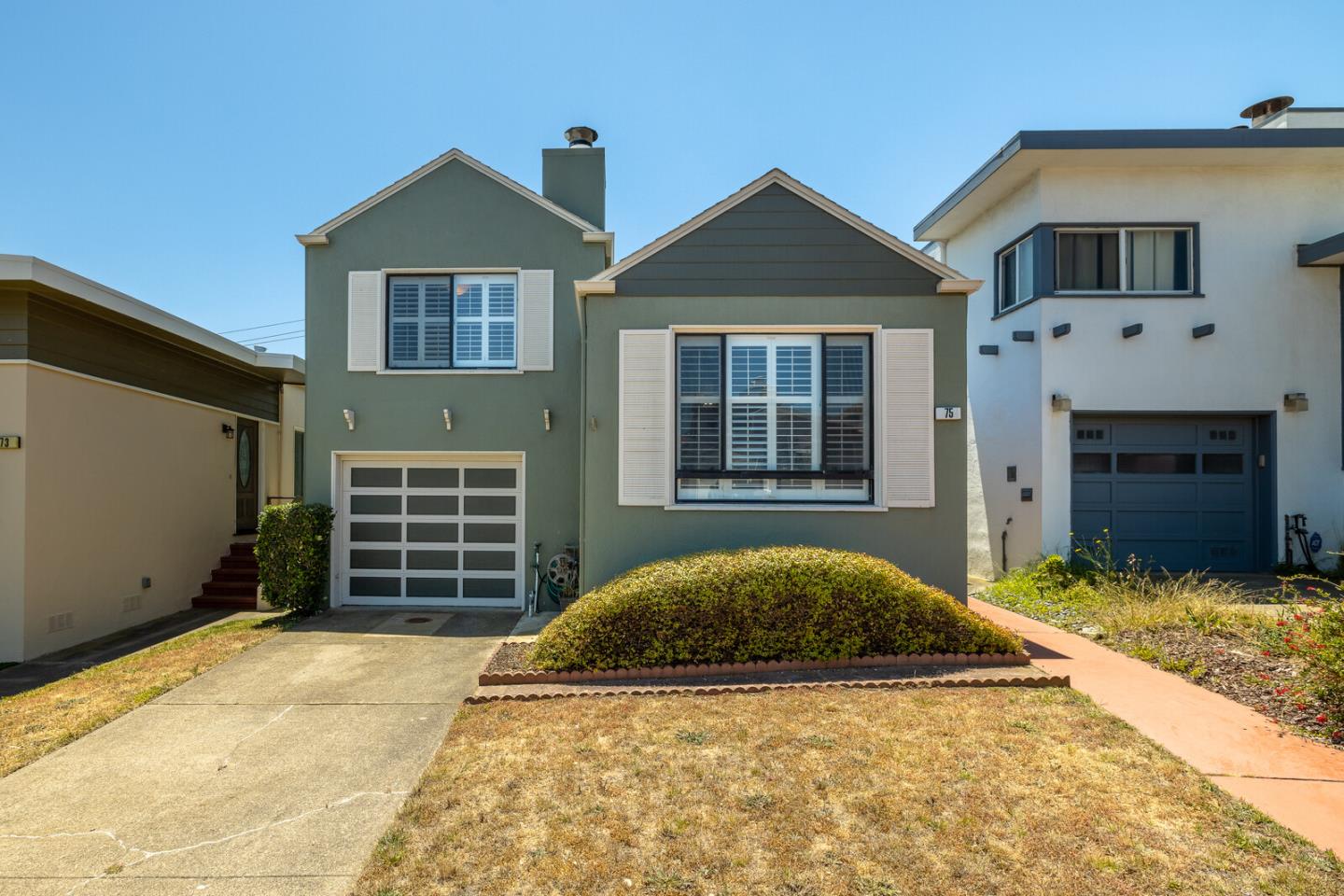 Detail Gallery Image 1 of 1 For 75 Fairlawn Ave, Daly City,  CA 94015 - 2 Beds | 1 Baths