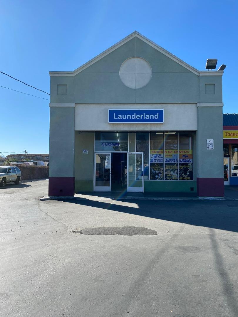 525 Mclaughlin Ave, San Jose, CA 95116 Beds Baths (Active