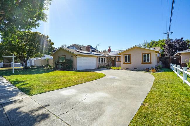 Detail Gallery Image 1 of 1 For 1335 Crestfield Dr, San Jose,  CA 95125 - 3 Beds | 2 Baths