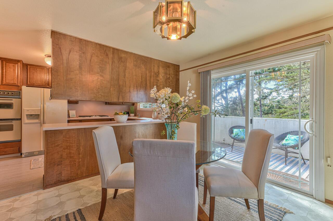Detail Gallery Image 16 of 36 For 3021 Forest Way, Pebble Beach,  CA 93953 - 3 Beds | 2 Baths