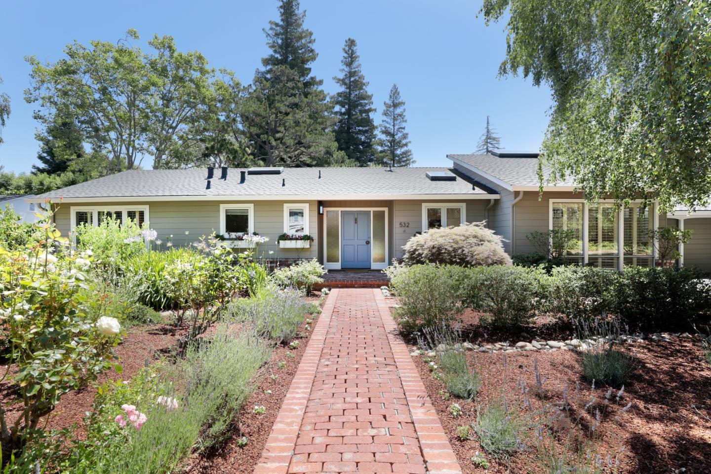 Detail Gallery Image 1 of 1 For 532 Placitas Ave, Menlo Park,  CA 94025 - 3 Beds | 2/1 Baths