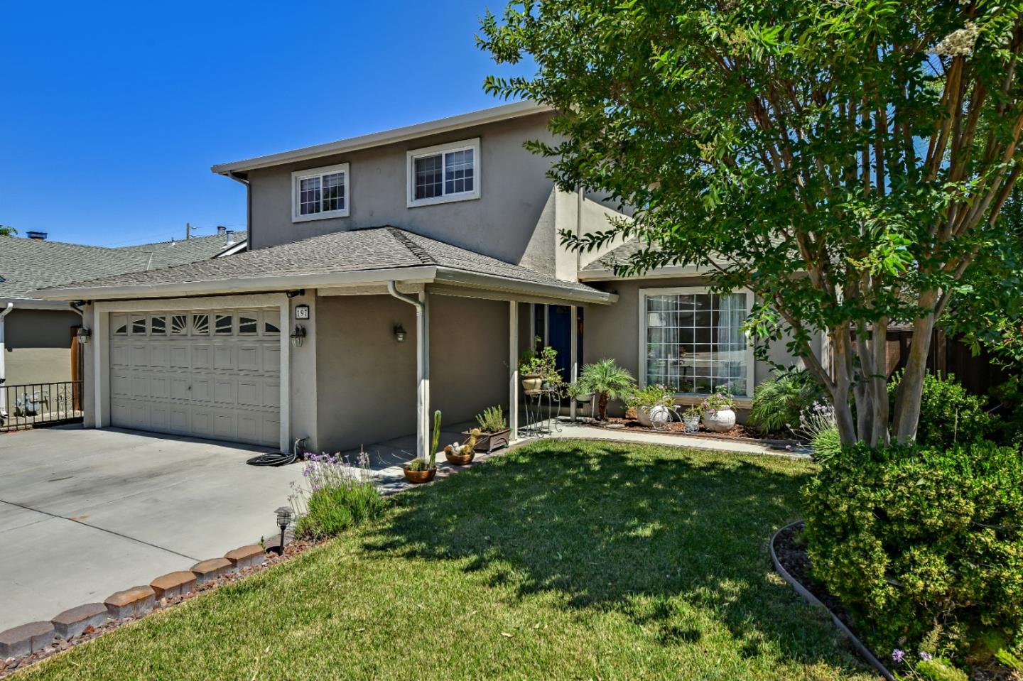 Detail Gallery Image 1 of 21 For 197 Herlong Ave, San Jose,  CA 95123 - 4 Beds | 2/1 Baths